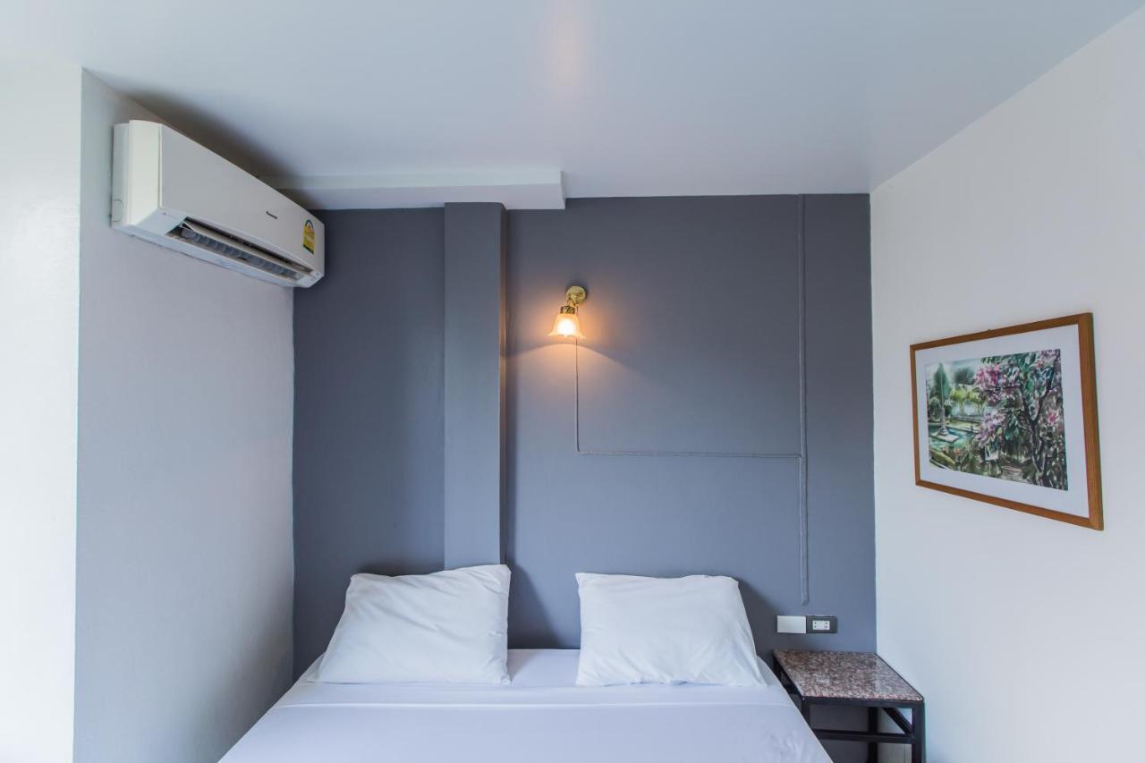 Hotel Chong Ko pensión Phuket Exterior foto
